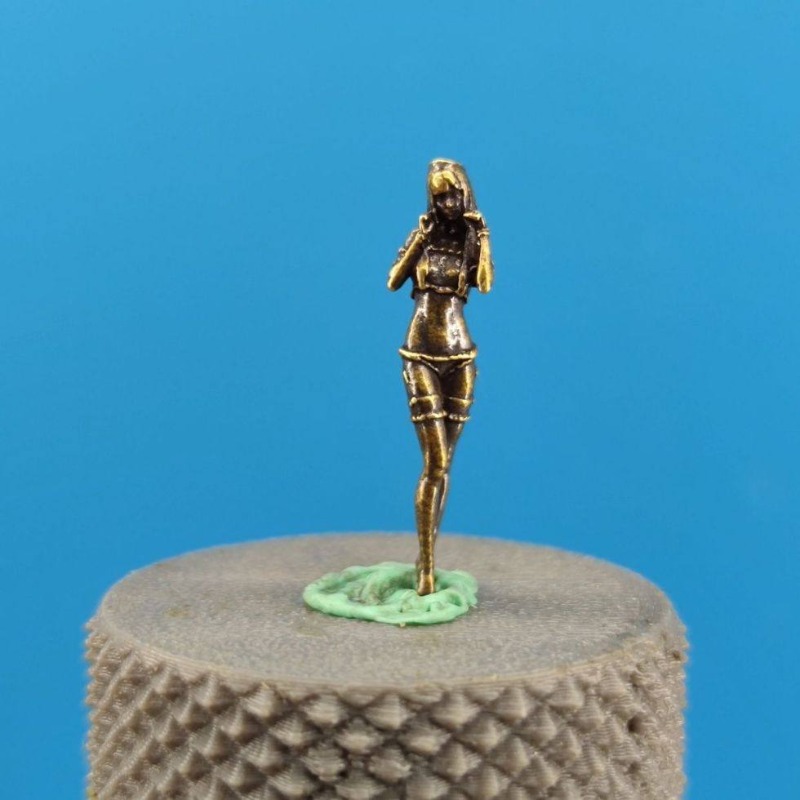 Figur Aksi Gadis Muda Cantik K - Photography Young ulasan dan harga